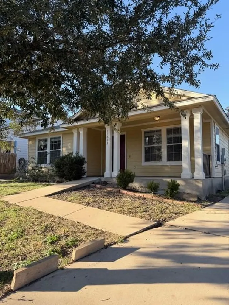 17808 Golden Valley Drive Manor TX 78653