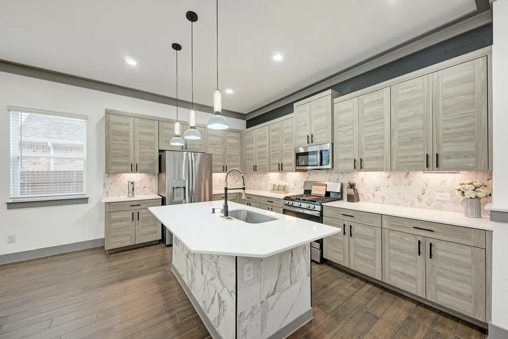 18217 Emu Lane Manor TX 78653