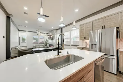 18217 Emu Lane Manor TX 78653
