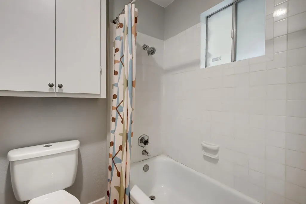 8204 Exmoor Drive Austin TX 78757