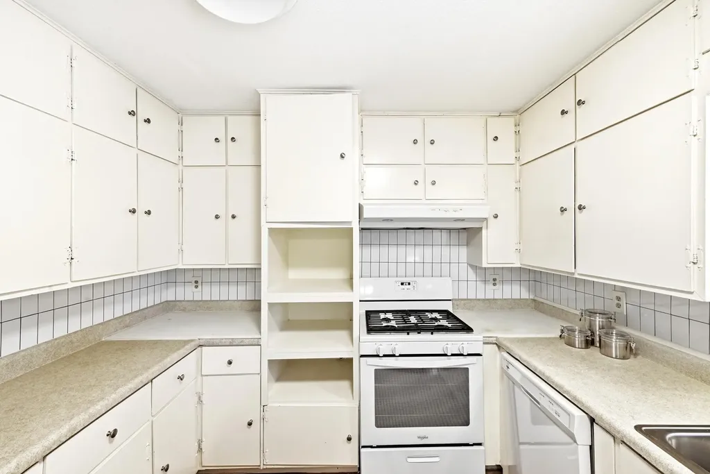 8204 Exmoor Drive Austin TX 78757