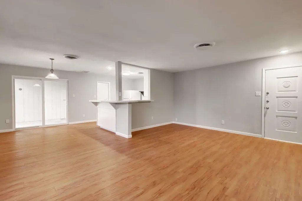 8204 Exmoor Drive Austin TX 78757