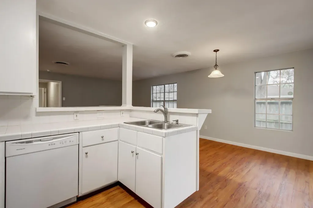 8204 Exmoor Drive Austin TX 78757