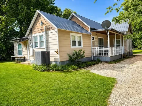 328 W Pietzsch Street Bartlett TX 76511