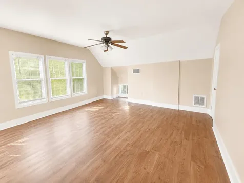 328 W Pietzsch Street Bartlett TX 76511