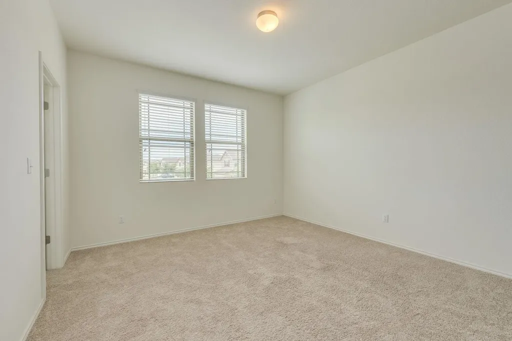 13519 Feldspar Drive Austin TX 78729