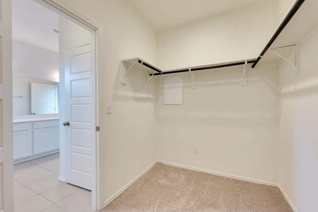 13519 Feldspar Drive Austin TX 78729