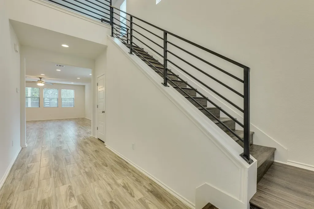 13519 Feldspar Drive Austin TX 78729