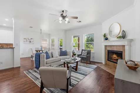 9421 Eagle Knoll Austin TX 78717