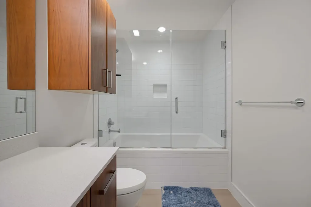 222 West Avenue Austin TX 78701