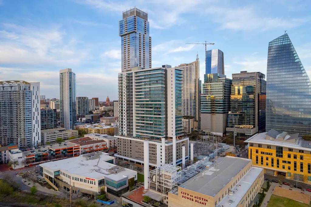 222 West Avenue Austin TX 78701