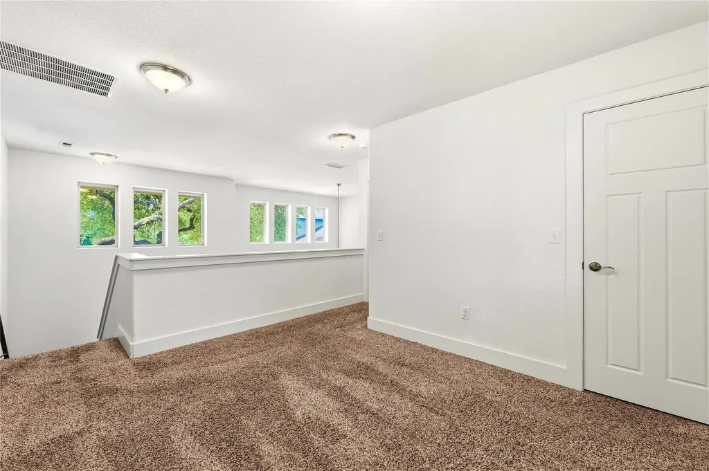 10904 Railway Lane Austin TX 78717
