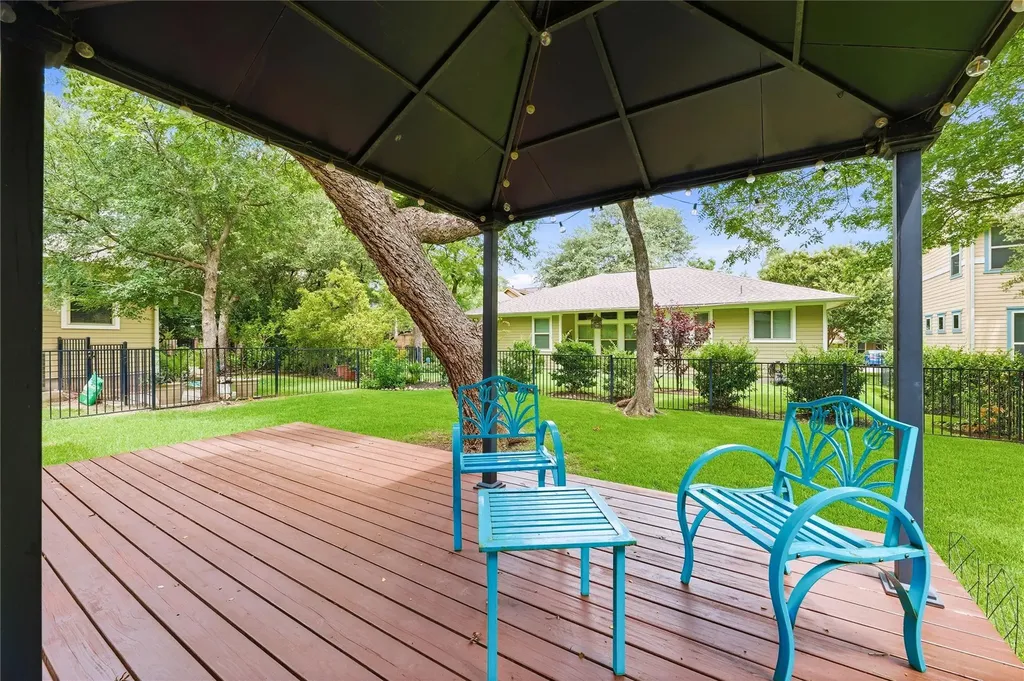 10904 Railway Lane Austin TX 78717