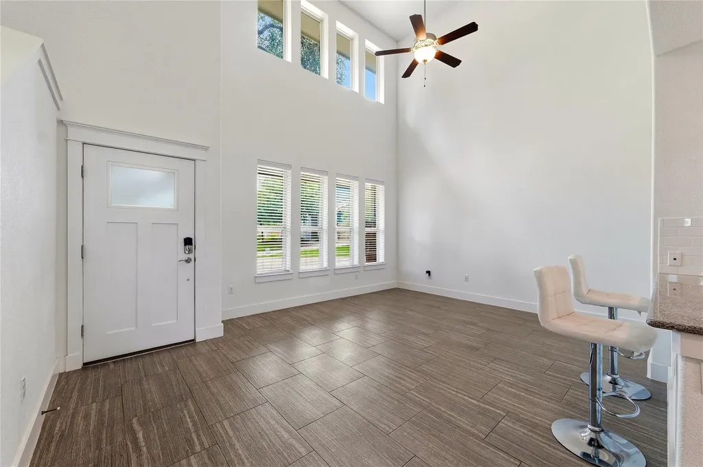 10904 Railway Lane Austin TX 78717