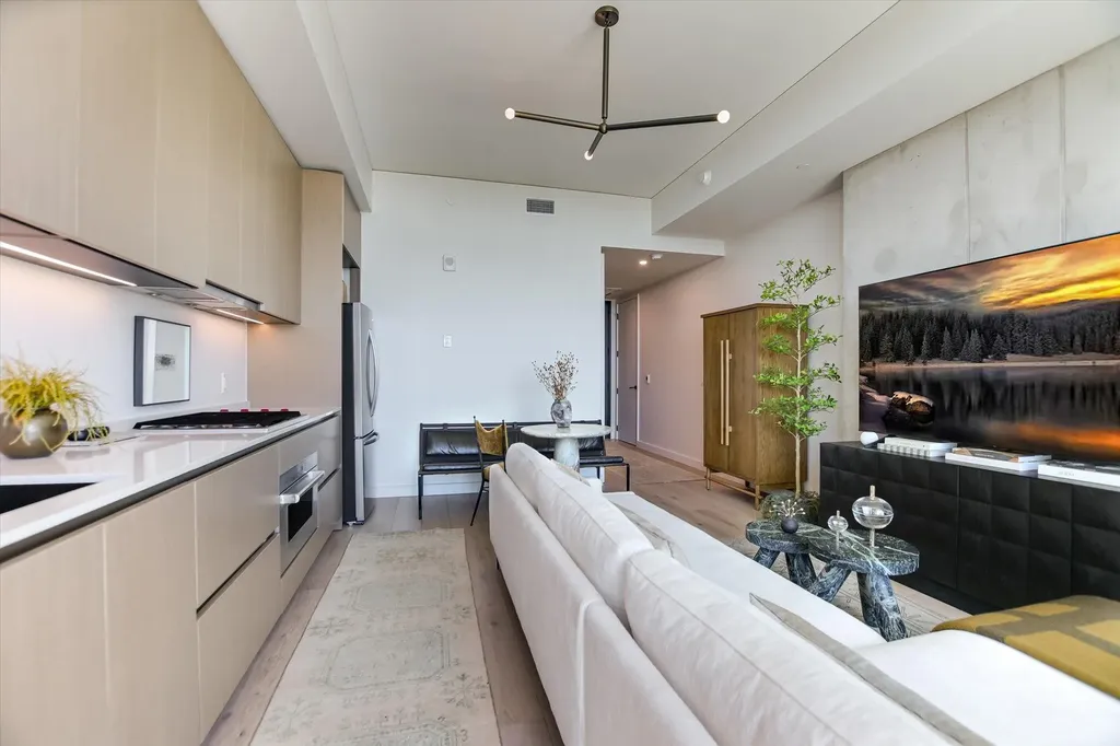 610 Davis Street Austin TX 78701