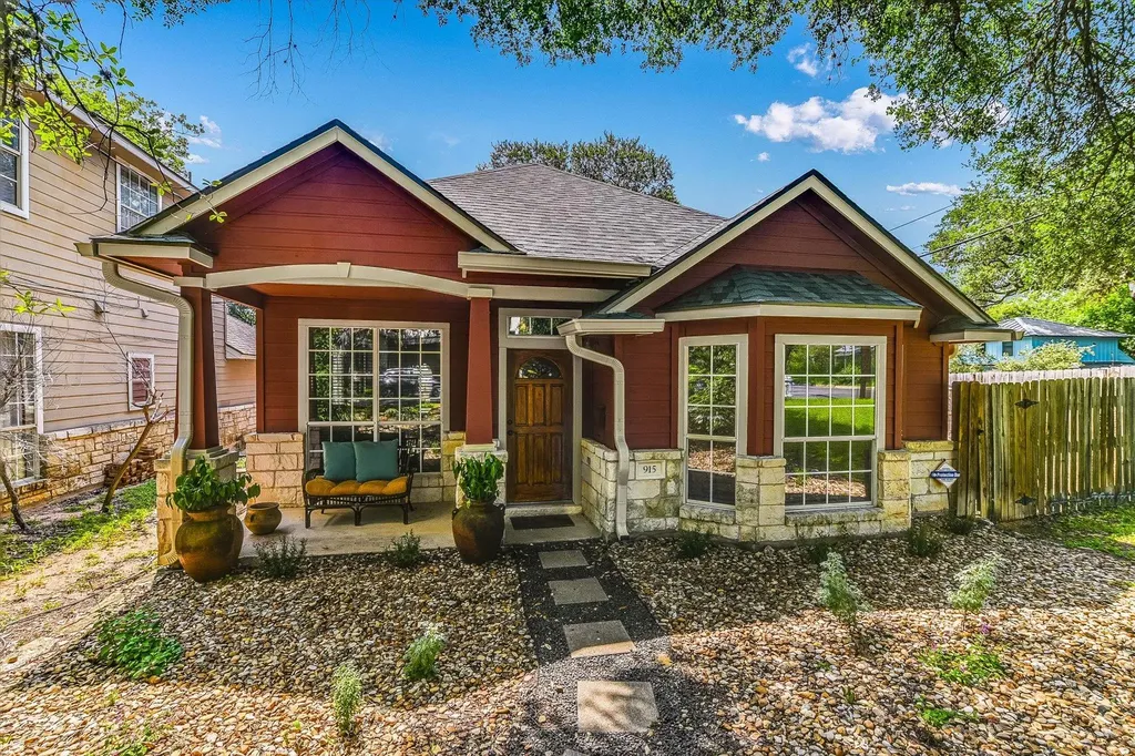 915 Garner Avenue Austin TX 78704