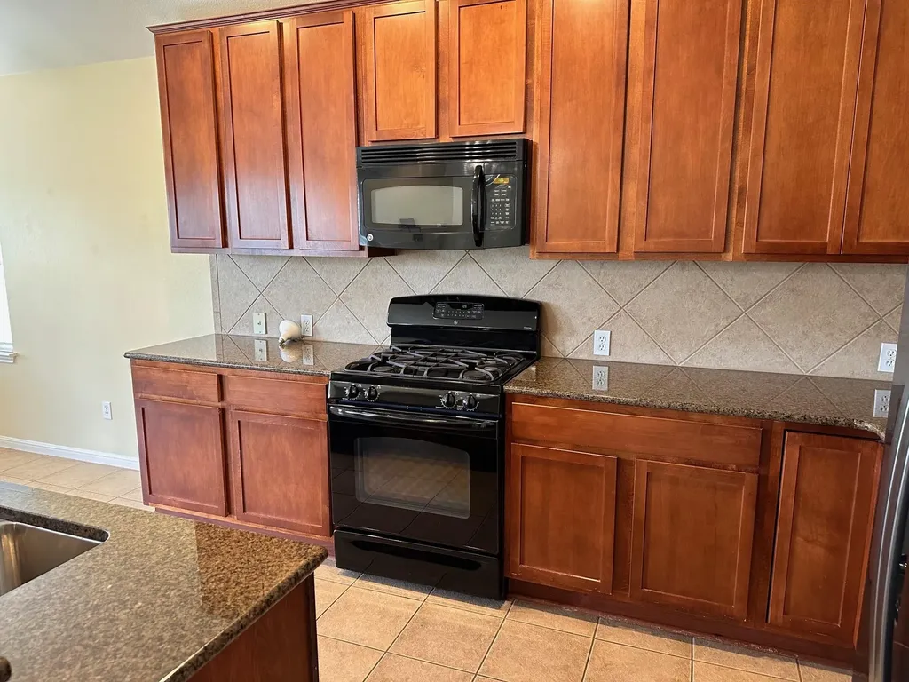 15008 Fernhill Drive Austin TX 78717