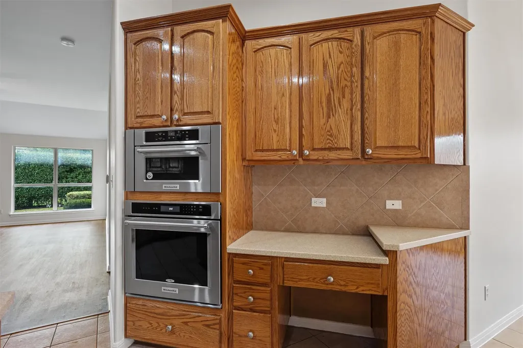 3843 Derby Trail Round Rock TX 78681