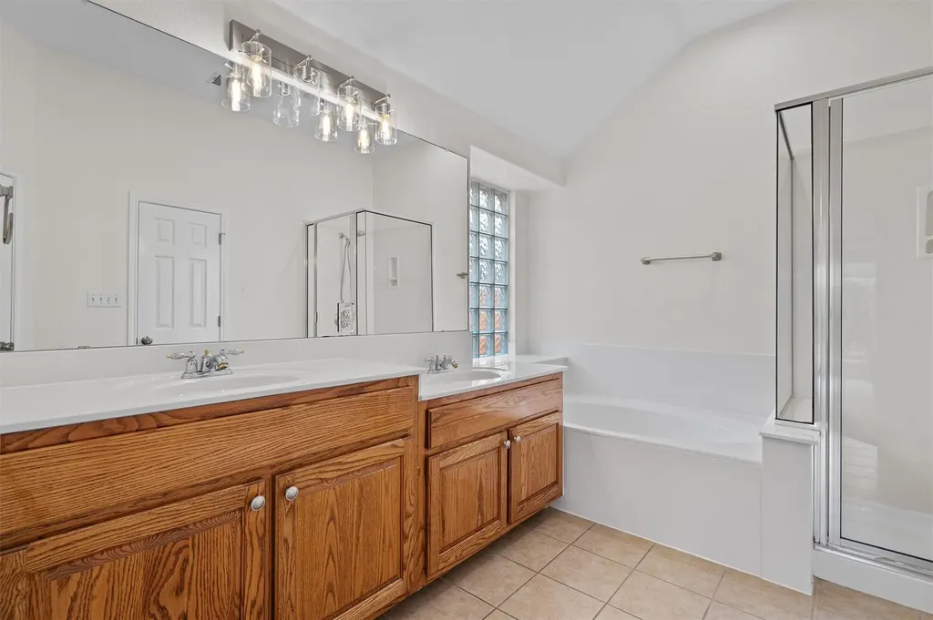 3843 Derby Trail Round Rock TX 78681