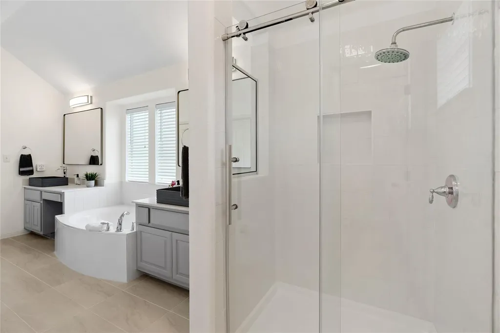 114 Briarpatch Court Austin TX 78737