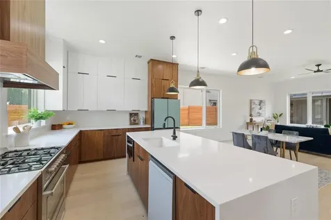7602 Northcrest Boulevard Austin TX 78752