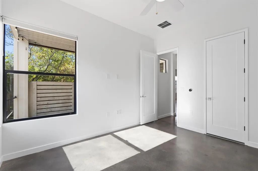 1107 Taulbee Lane Austin TX 78757
