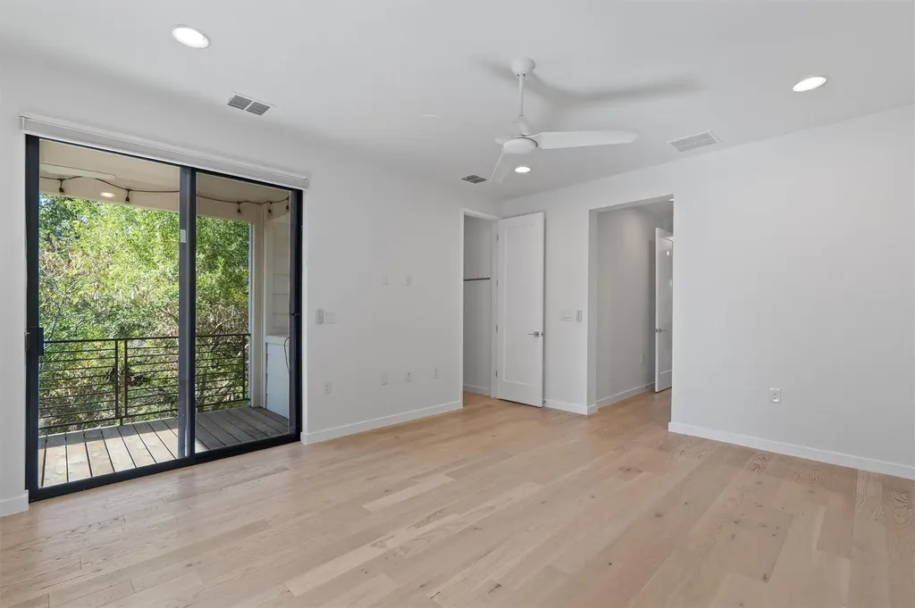 1107 Taulbee Lane Austin TX 78757