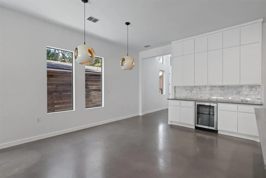 1107 Taulbee Lane Austin TX 78757