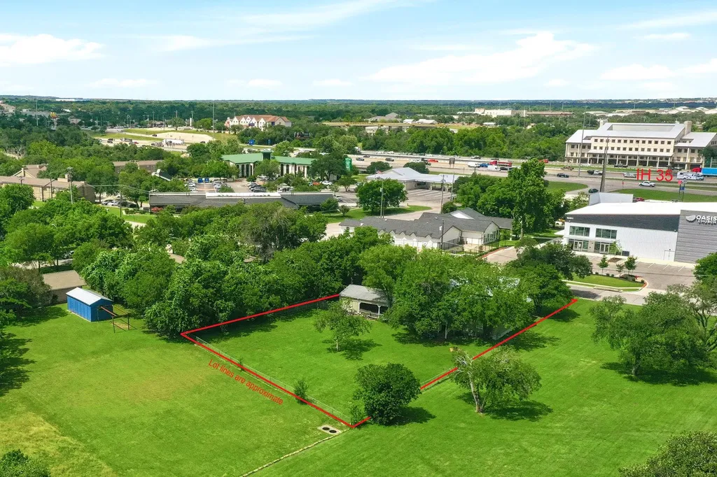 903 Summit Crescent Round Rock TX 78664