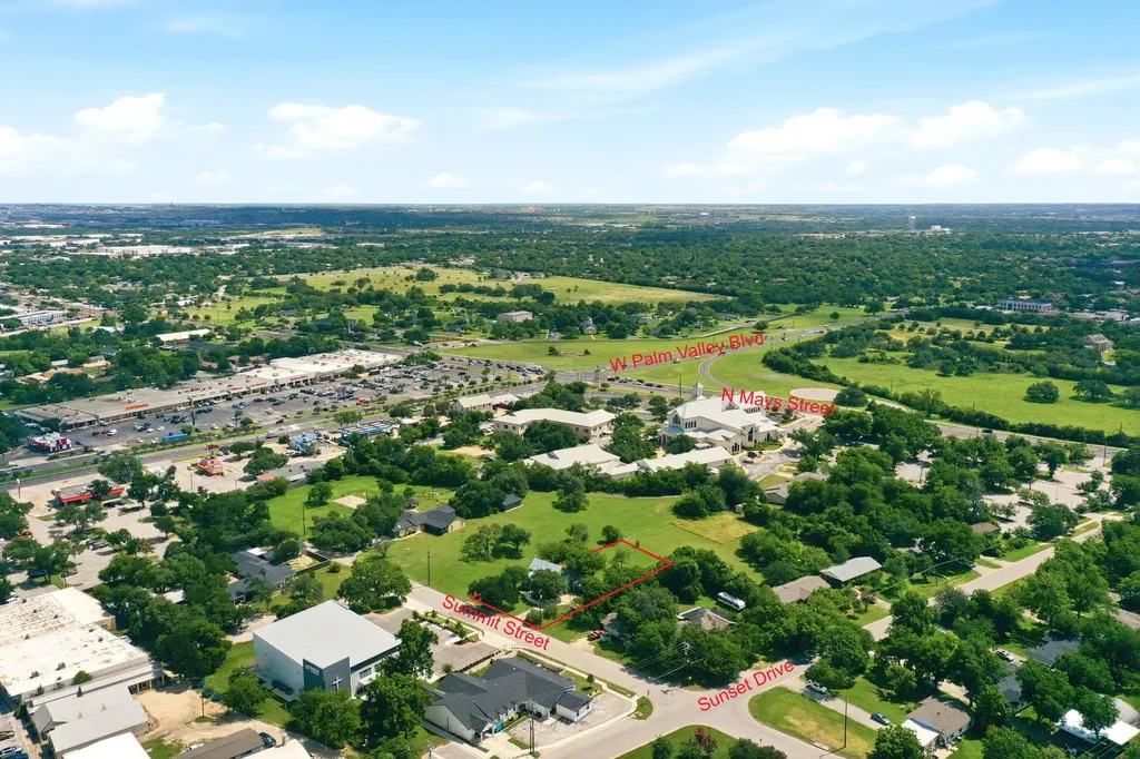 903 Summit Crescent Round Rock TX 78664