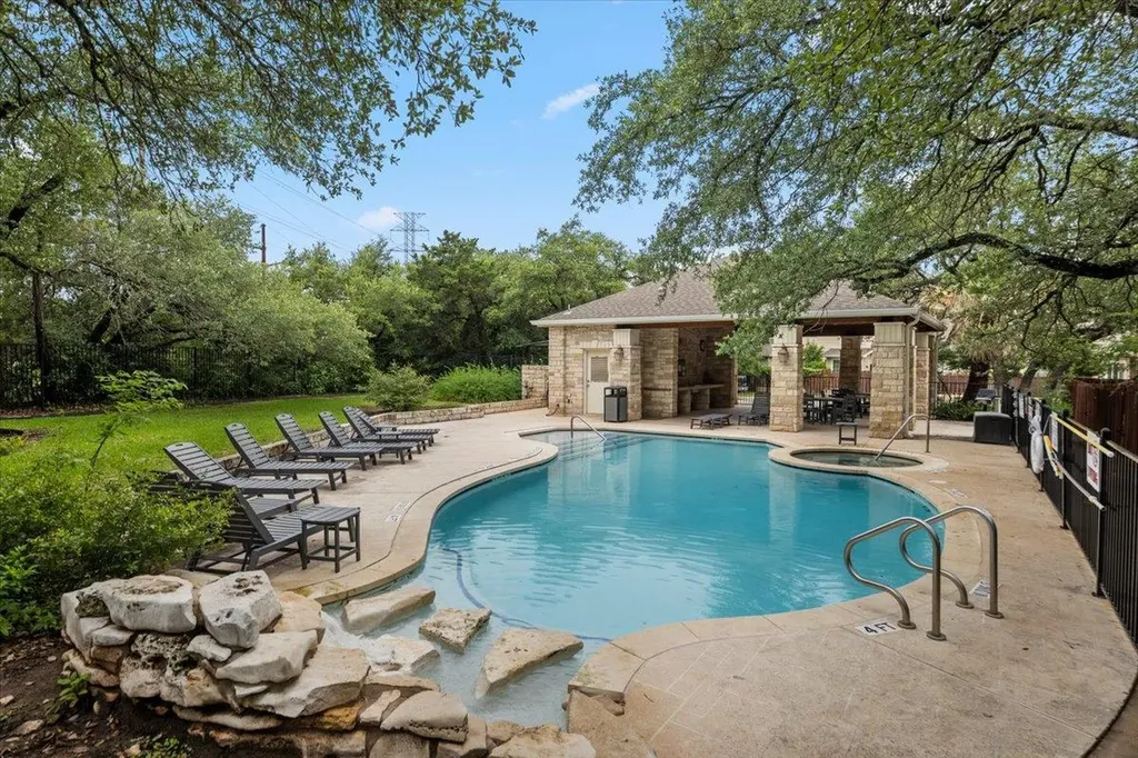 10300 Morado Cove Austin TX 78759