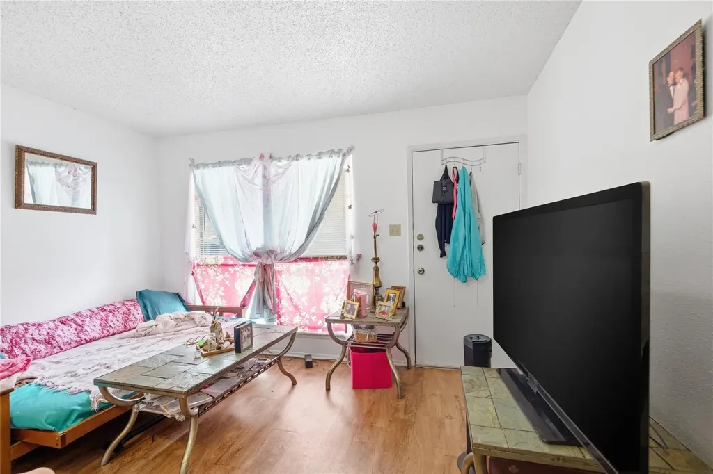 2801 Hemphill Park Austin TX 78705