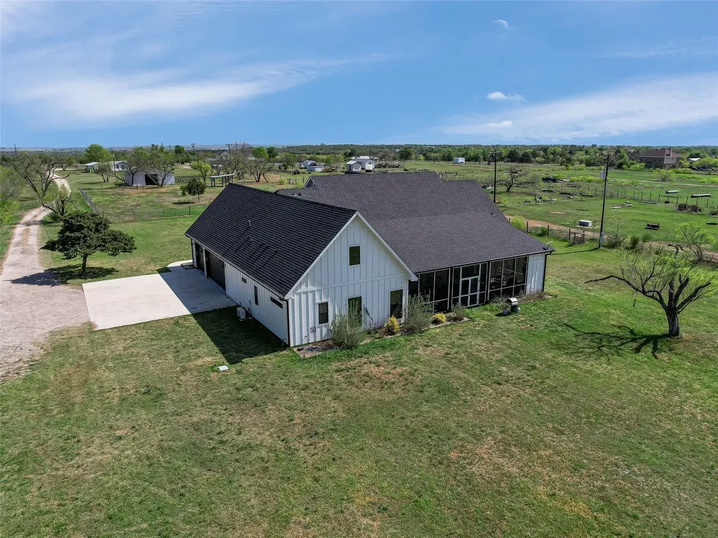 19819 Lockwood Road Manor TX 78653