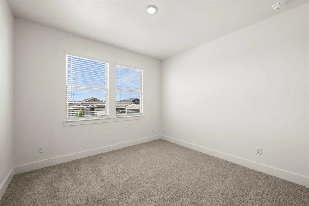 540 Gus Loop Georgetown TX 78626