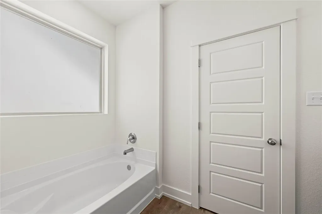 540 Gus Loop Georgetown TX 78626