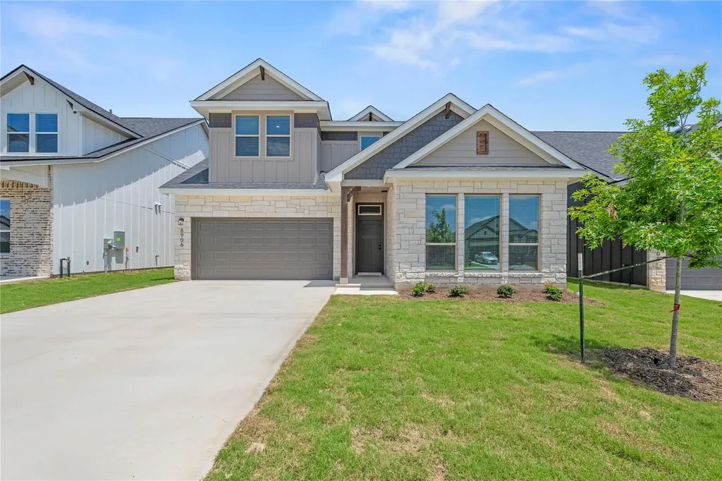540 Gus Loop Georgetown TX 78626
