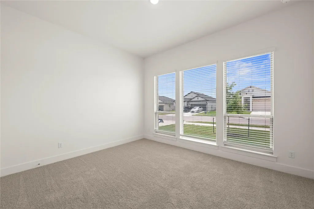 540 Gus Loop Georgetown TX 78626