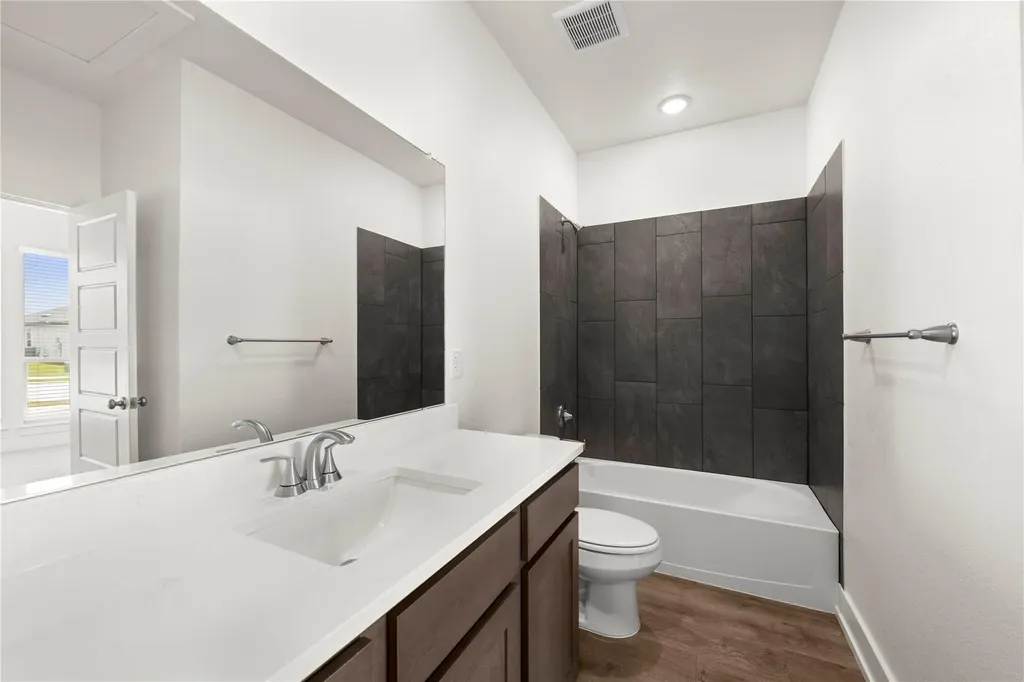 540 Gus Loop Georgetown TX 78626