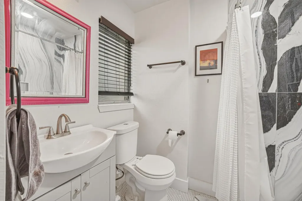 5332 Balcones Drive Austin TX 78731