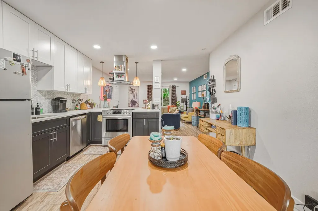 5332 Balcones Drive Austin TX 78731