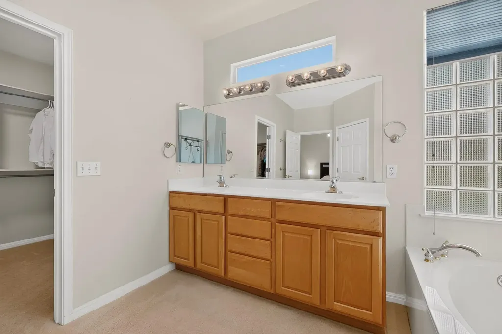 207 Red Poppy Trail Georgetown TX 78633