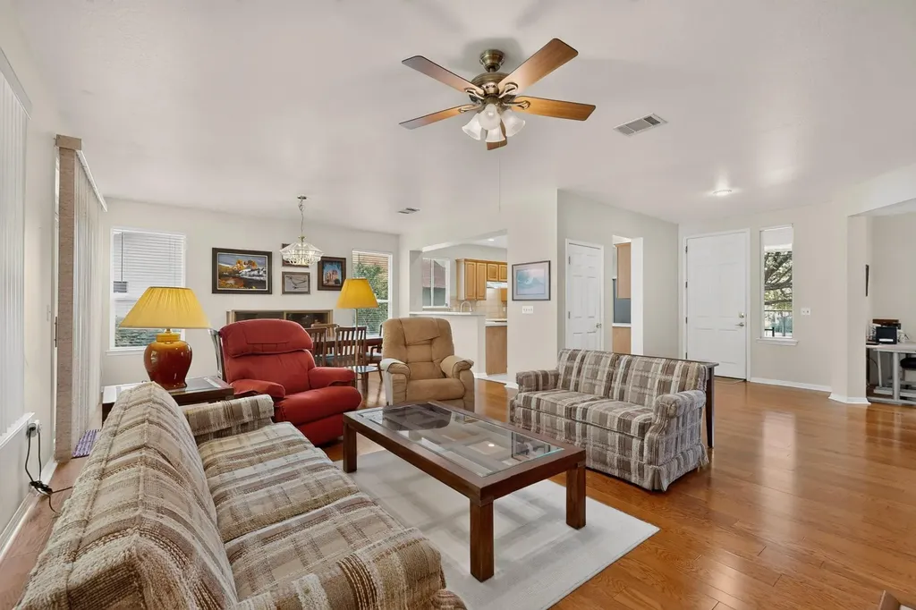 207 Red Poppy Trail Georgetown TX 78633