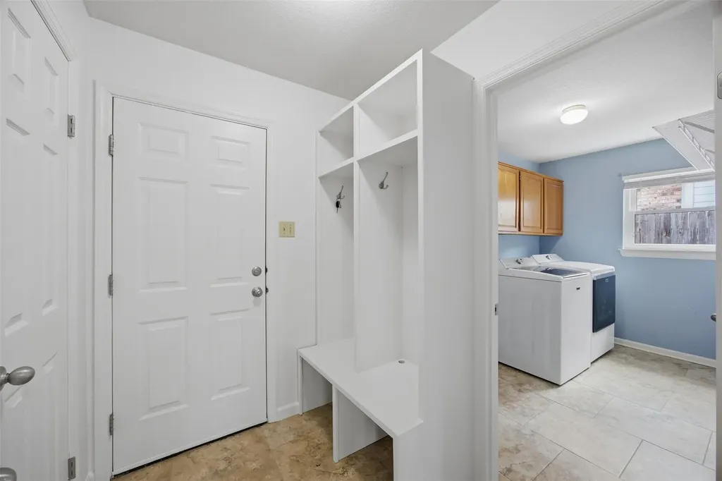 2212 Mockingbird Drive Round Rock TX 78681