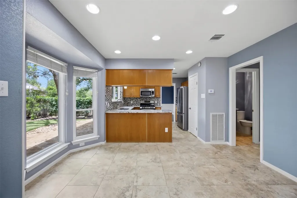 2212 Mockingbird Drive Round Rock TX 78681