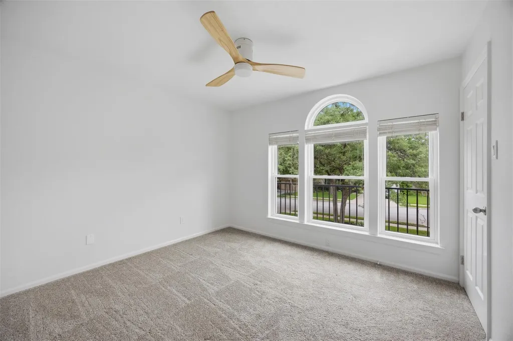 2212 Mockingbird Drive Round Rock TX 78681