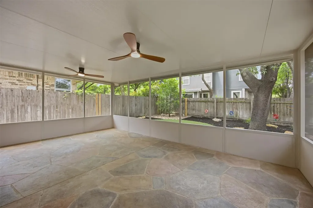 2212 Mockingbird Drive Round Rock TX 78681