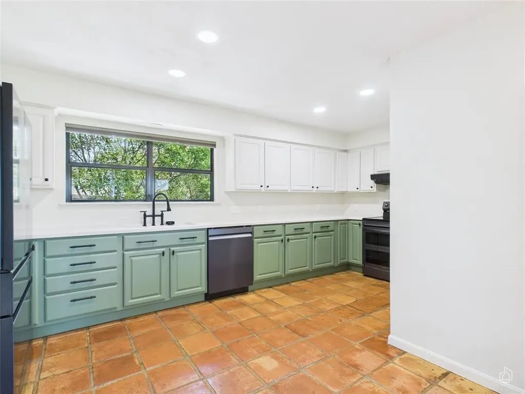 6401 Cascada Drive Austin TX 78750