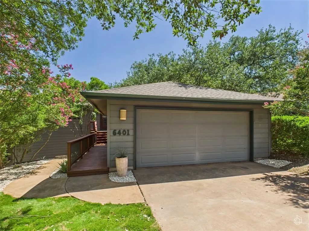 6401 Cascada Drive Austin TX 78750