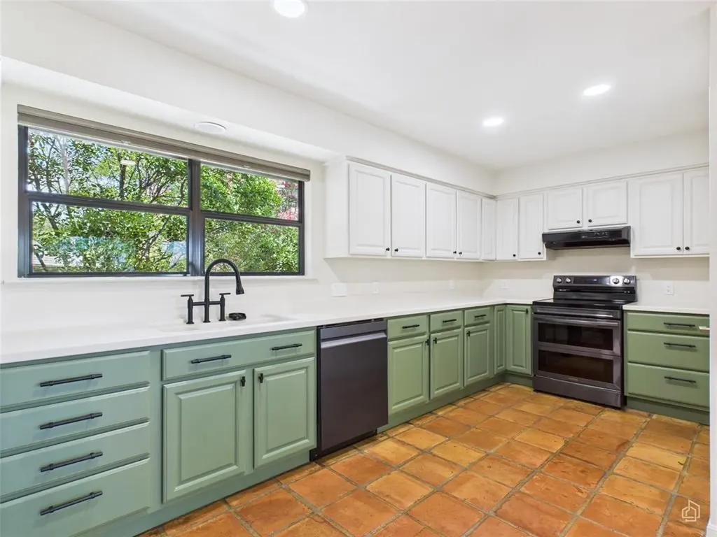 6401 Cascada Drive Austin TX 78750