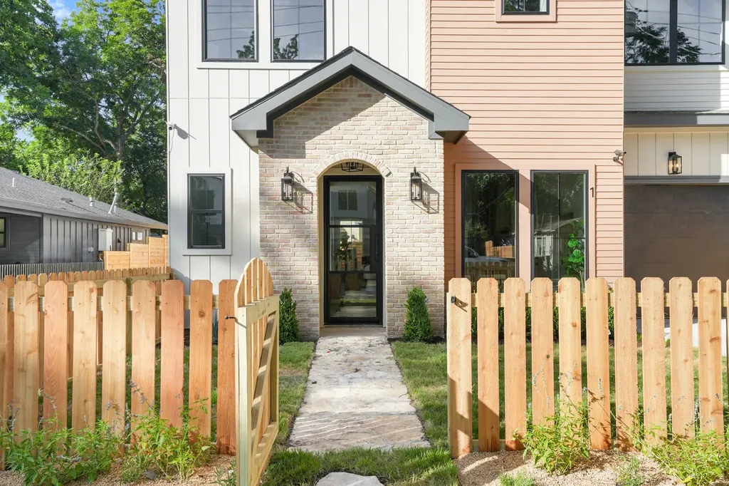 3103 Garwood Street Austin TX 78702